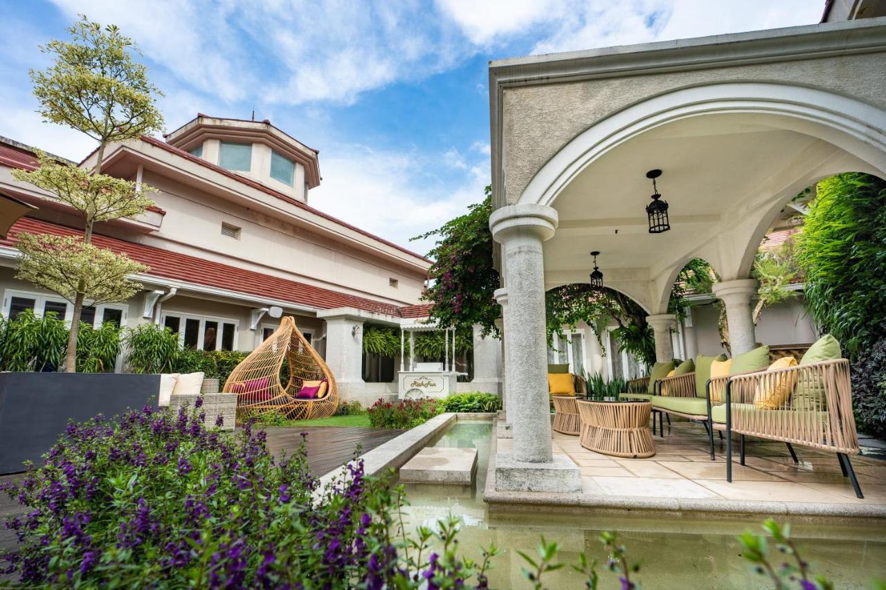Hualien Farglory Hotel Yanliau Экстерьер фото The residence of the Thai ambassador to the United States